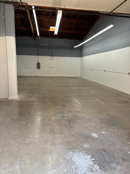 More Photos Of 150 W Slauson Ave, Los Angeles Unknown For Lease
