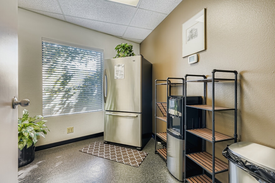 More Photos Of 6407 NE 117th Ave, Vancouver Medical For Sale