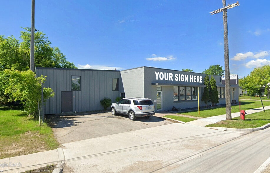 Primary Photo Of 1808 St Matthews Av, Winnipeg Office For Lease