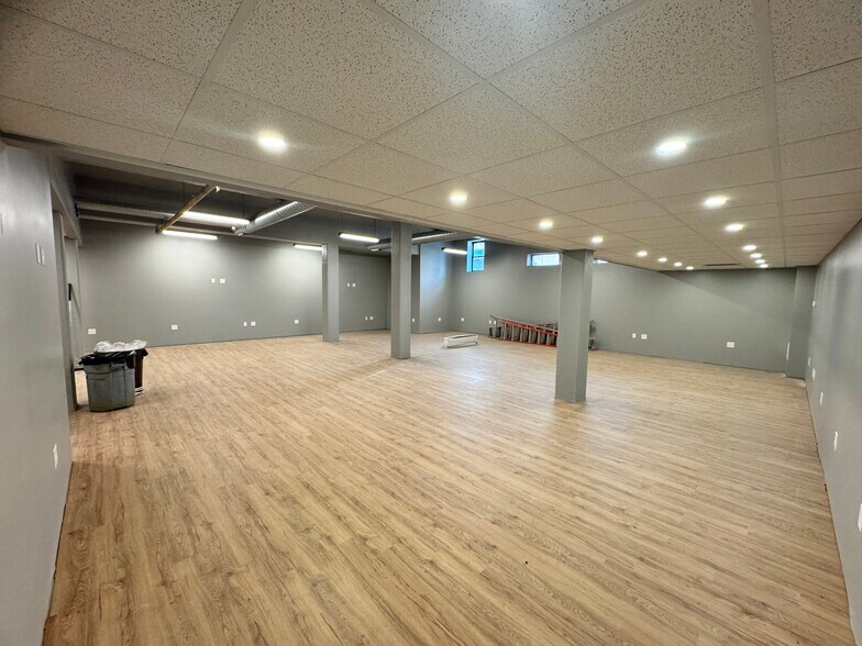 More Photos Of 98-100 Farmington Ave, Hartford Office For Lease