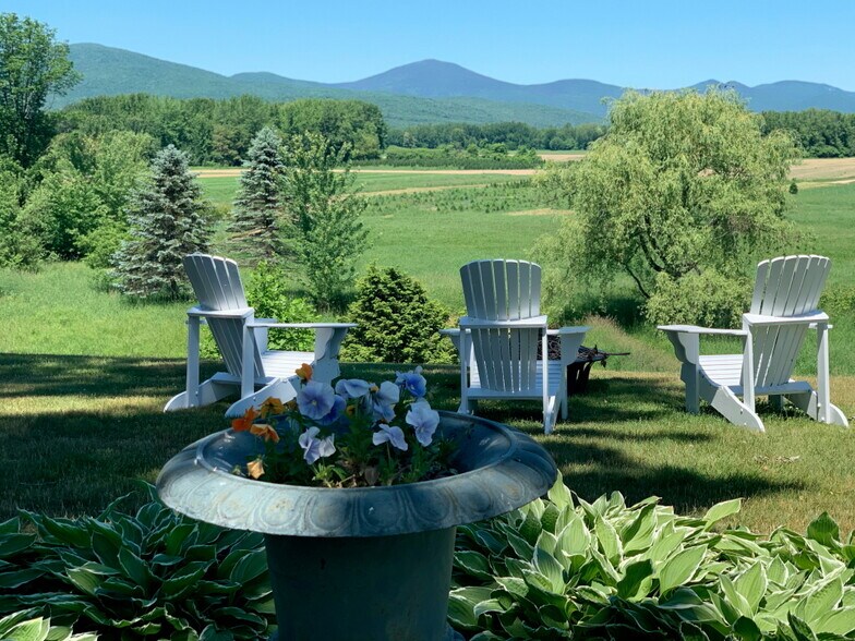 More Photos Of 548 Main St, Fryeburg Hotel For Sale