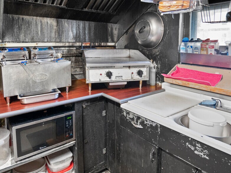 More Photos Of 4262 N Abbe Rd, Comins Bar For Sale