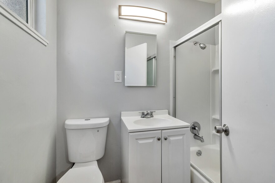 More Photos Of 1626-1654 Dwight Way, Berkeley Apartments For Sale