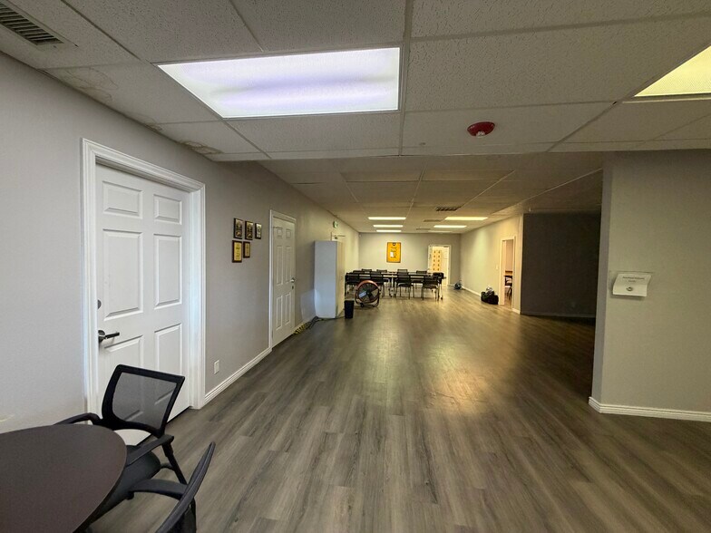 More Photos Of 2331 W Park Ave, Cedar City Distribution For Sale