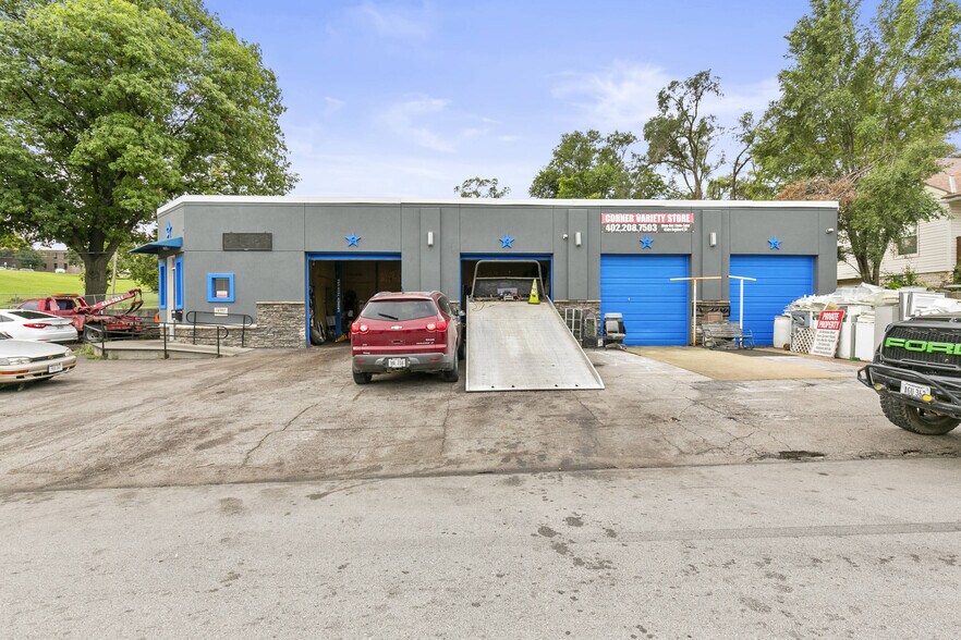 More Photos Of 4501 Bedford Ave, Omaha Auto Repair For Sale