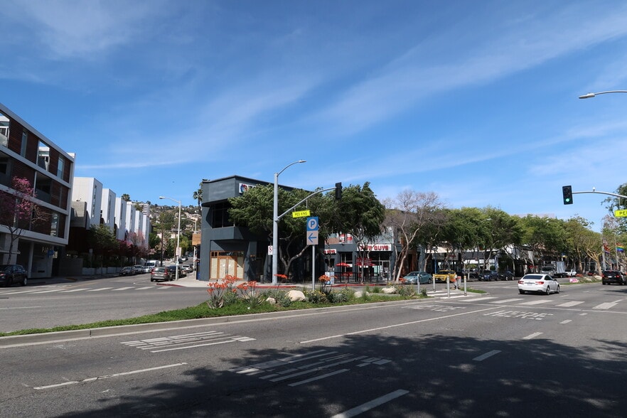 More Photos Of 8729-8747 Santa Monica Blvd, West Hollywood Storefront Retail Office For Lease