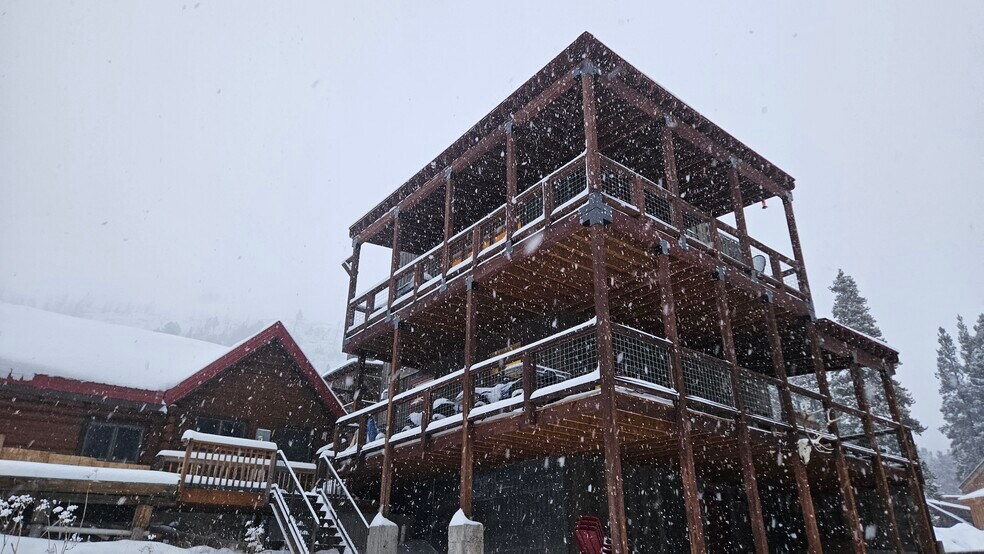 More Photos Of 304 Main St E, Cooke City Multifamily For Sale