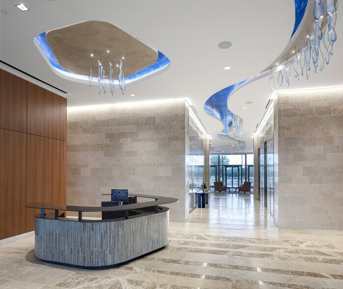 More Photos Of 550 Reserve St, Southlake Loft Creative Space For Lease