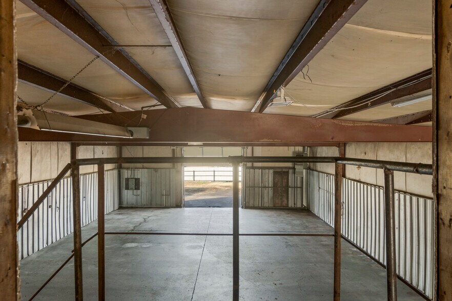 More Photos Of 12 S 111th Ave, Tulsa Service For Lease