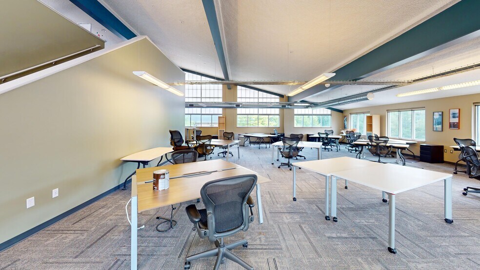More Photos Of 3344 Grand Ridge Dr NE, Grand Rapids Medical For Lease