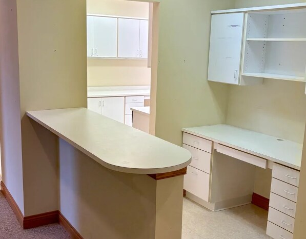 More Photos Of W62N225 Washington Ave, Cedarburg Medical For Lease