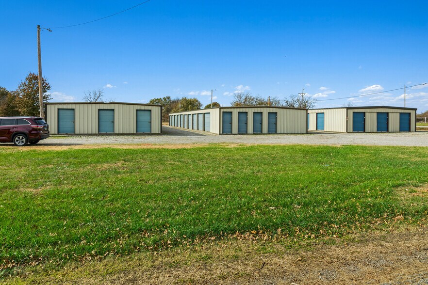 More Photos Of 00000 Katy st, Scammon Self Storage For Sale