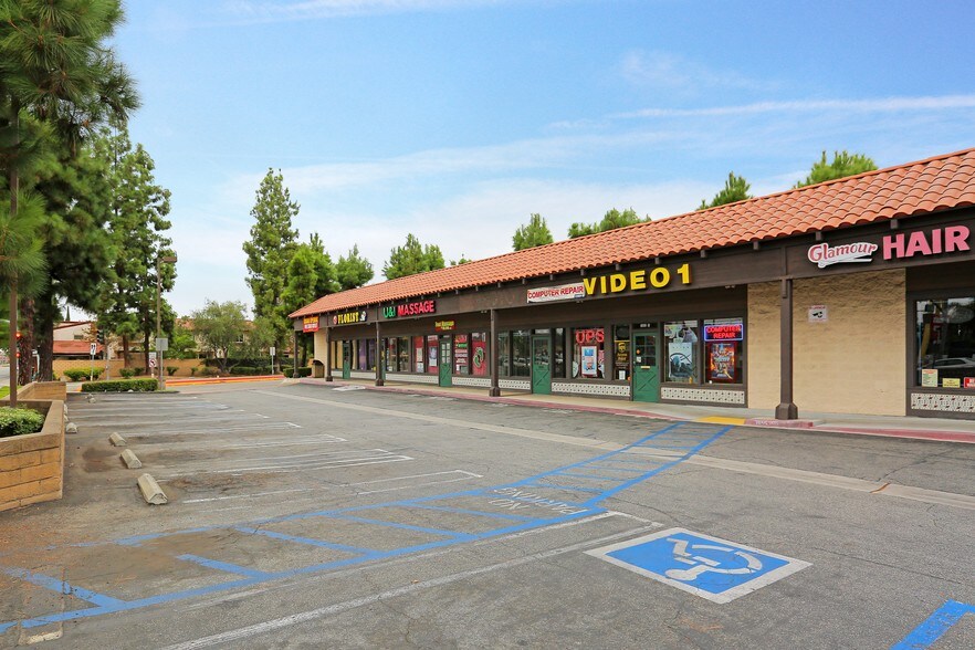 More Photos Of 14001-14005 Ramona Blvd, Baldwin Park Storefront For Lease