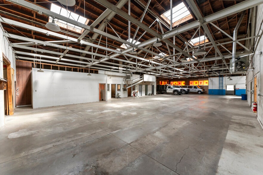 More Photos Of 1110 Colusa St, Vallejo Auto Repair For Sale