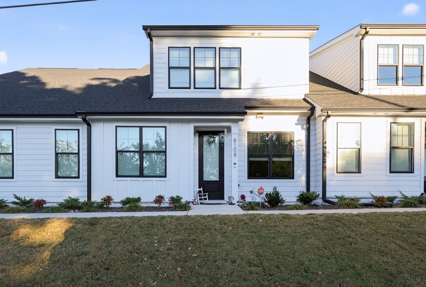 More Photos Of 6104-6120 Fox Rd, Raleigh Apartments For Sale