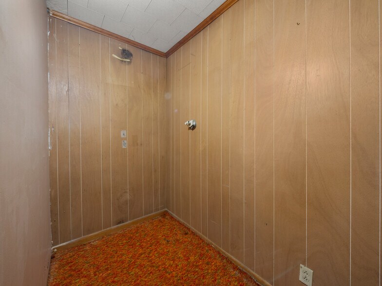 More Photos Of 3619 Asheville Hwy, Pisgah Forest Office Residential For Sale