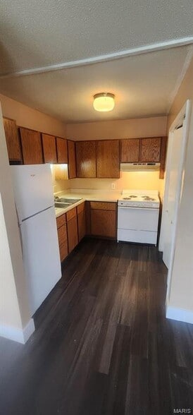 More Photos Of 586 4th St, Qulin Apartments For Sale