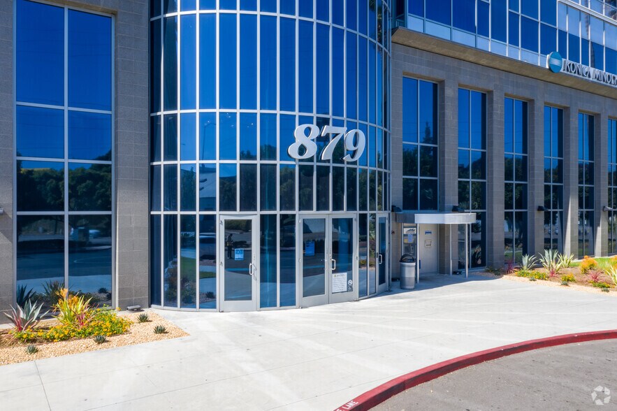 More Photos Of 879 W 190th St, Gardena Office For Sale