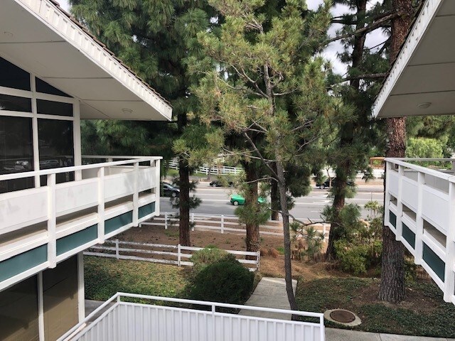 More Photos Of 4000 Palos Verdes Dr N, Rolling Hills Estates Unknown For Lease