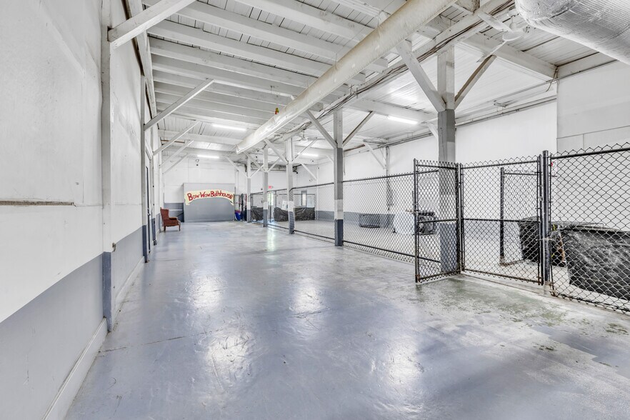 More Photos Of 203 Long Plain Rd, Whately Service For Sale