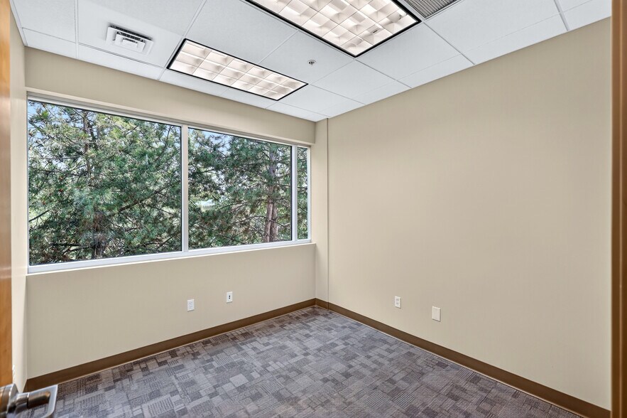 More Photos Of 2208 N Swing Ln, Liberty Lake Medical For Lease