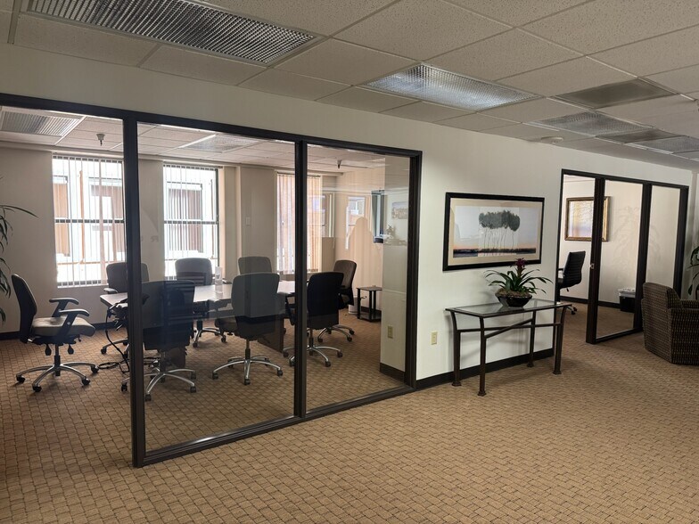 More Photos Of 1107 9th St, Sacramento Office For Lease