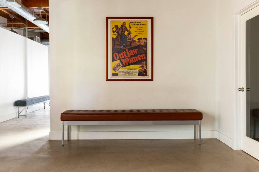 More Photos Of 5908 Barton Ave, Los Angeles Loft Creative Space For Sale