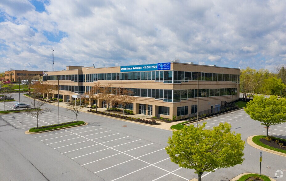 More Photos Of 3120 Lord Baltimore Dr, Windsor Mill Office For Lease