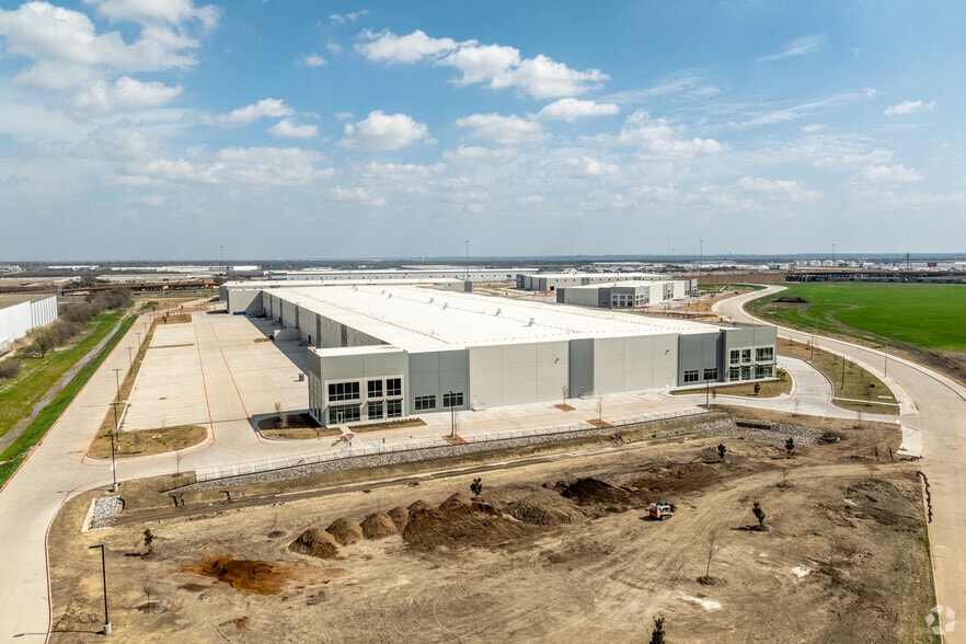 More Photos Of 3000 Mark IV Pky, Fort Worth Unknown For Lease