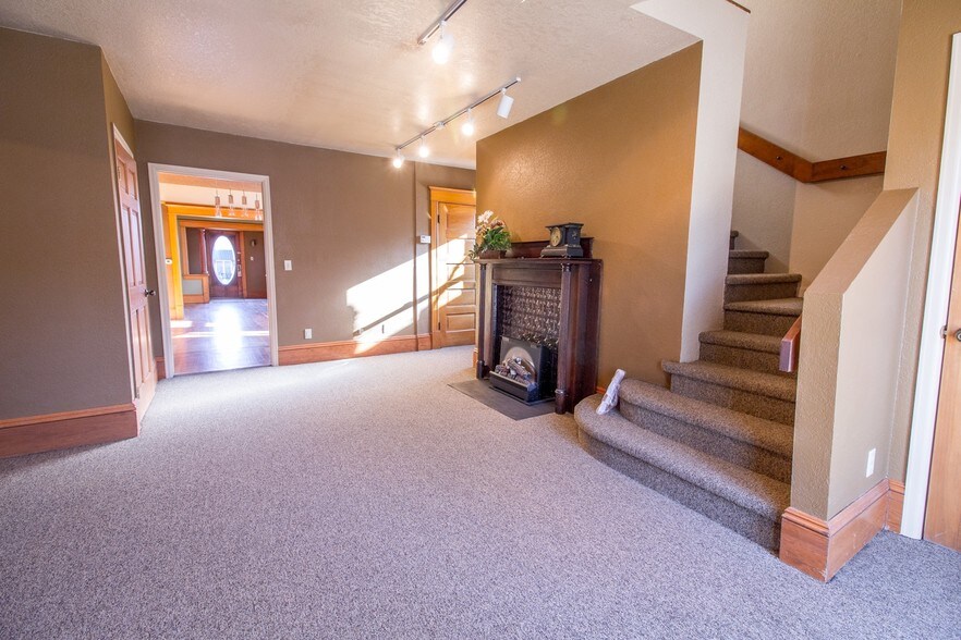 More Photos Of 1530 S Tejon St, Colorado Springs Office For Lease