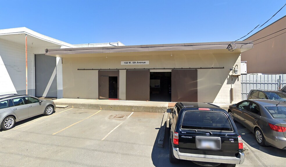 More Photos Of 158 W 5th Ave, Vancouver Warehouse For Lease