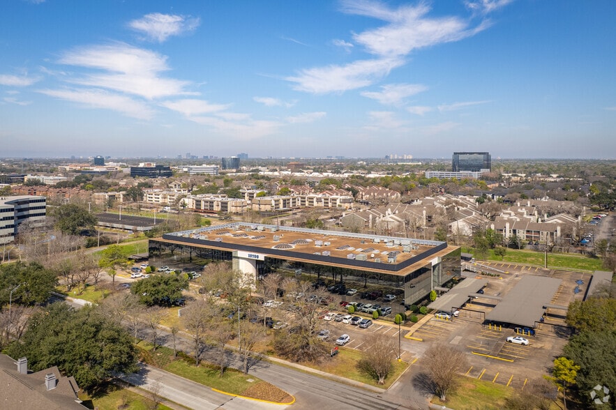 More Photos Of 10700 Richmond Ave, Houston Office For Lease