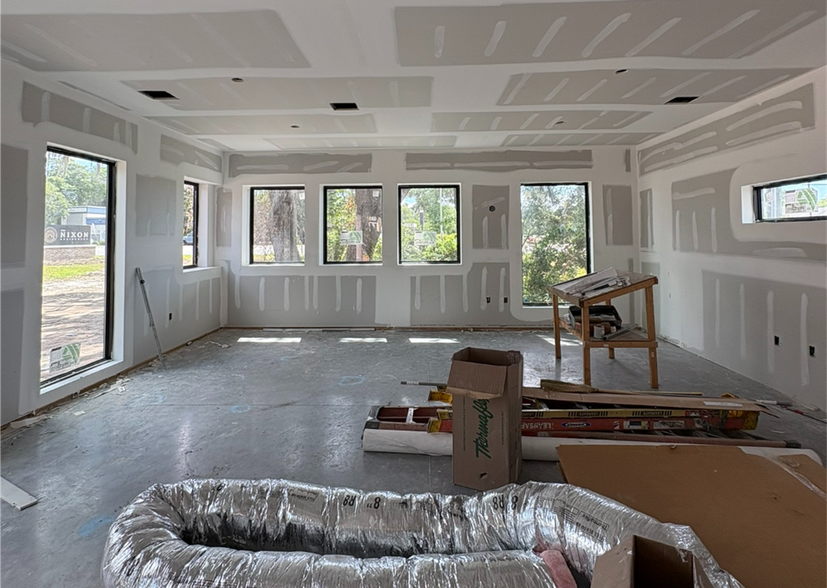 More Photos Of 7031 Market St, Wilmington Office For Lease
