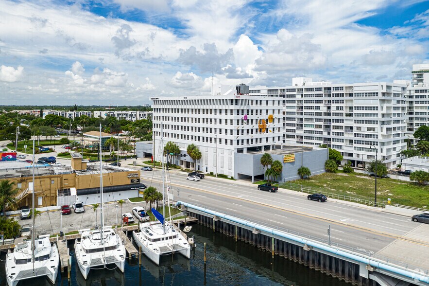 More Photos Of 1975 E Sunrise Blvd, Fort Lauderdale Office For Lease
