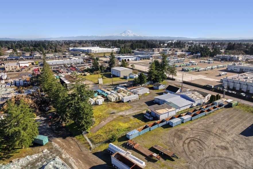 More Photos Of 3817-3819 94th St SW, Lakewood Warehouse For Sale