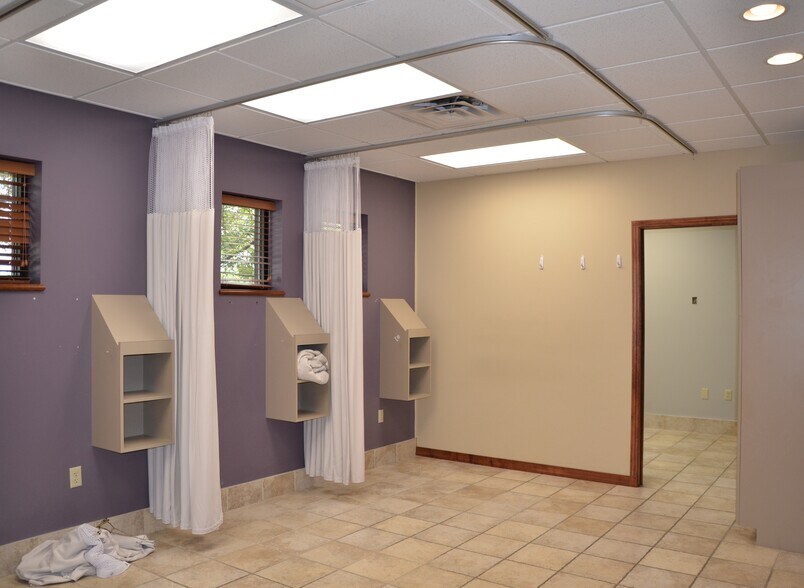 More Photos Of 515 7th Ave SE, Cedar Rapids Medical For Sale