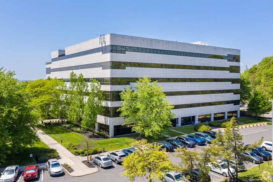 More Photos Of 105 Fieldcrest Ave, Edison Office For Lease