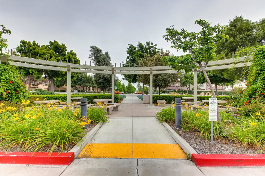 More Photos Of 6162 Innovation Way, Carlsbad Flex For Sale