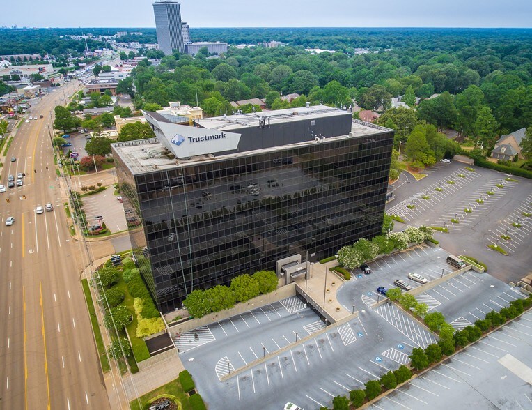 More Photos Of 5350 Poplar Ave, Memphis Office For Lease