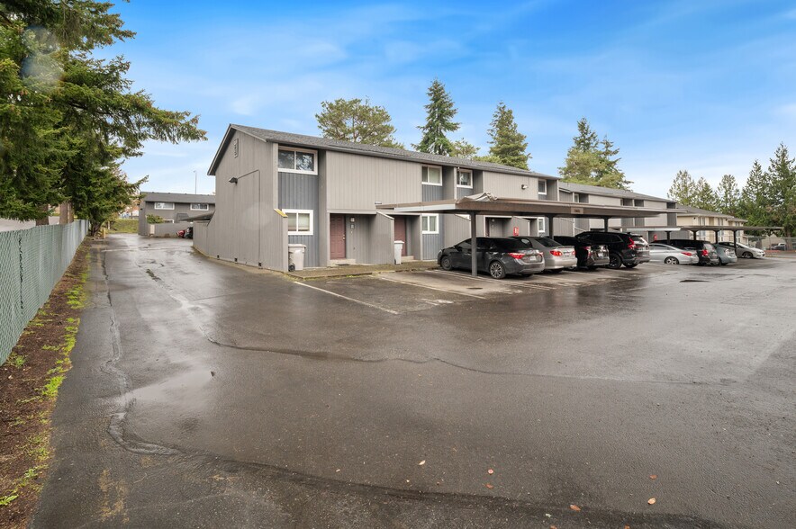 More Photos Of 20611 108th Ave SE, Kent Apartments For Sale