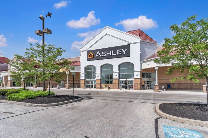 More Photos Of 845-967 E Lancaster Ave, Downingtown Unknown For Lease