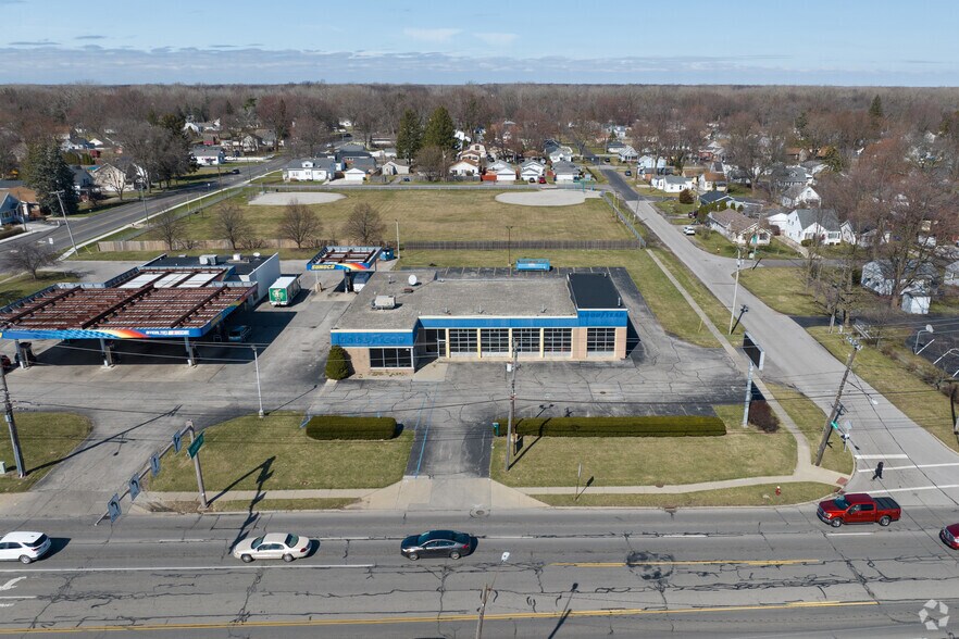 More Photos Of 1630 W Alexis Rd, Toledo Auto Repair For Sale