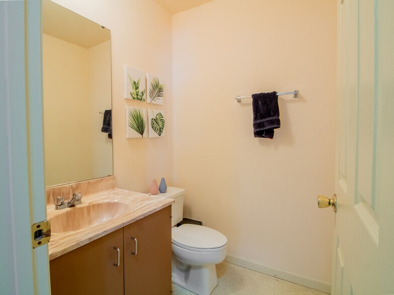 More Photos Of 1911 S 11th St, Saint Louis Apartments For Sale