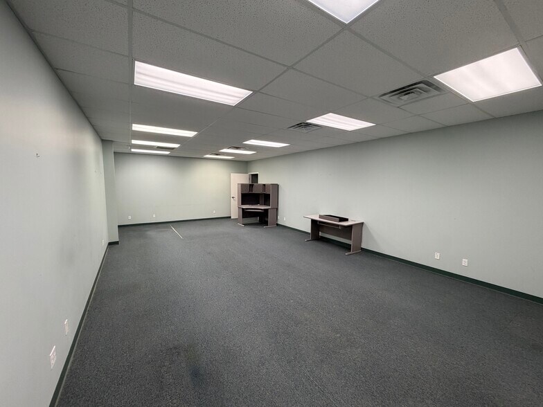 More Photos Of 2530 Chandler Rd, Muskogee General Retail For Sale