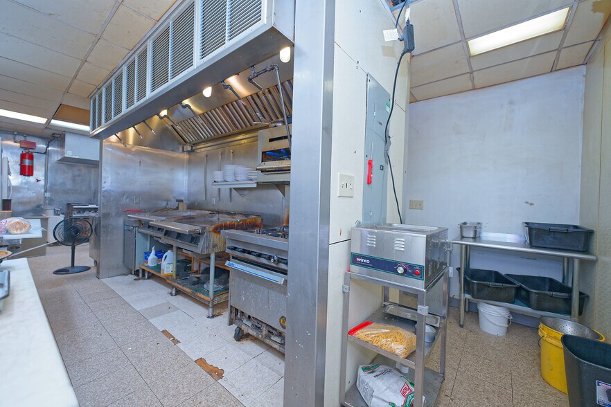 More Photos Of 106 Broad St, Schuylerville Restaurant For Sale