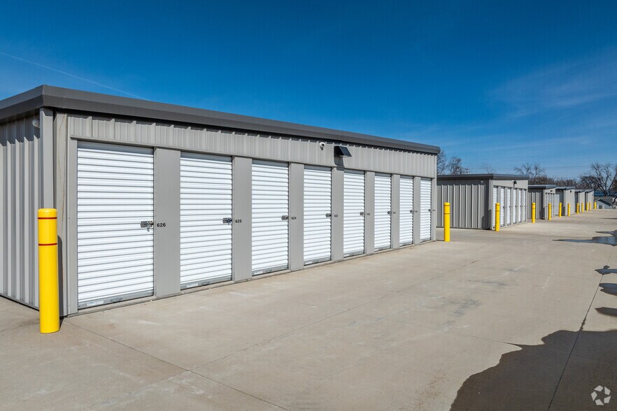 More Photos Of 730 S 29th St, Fort Dodge Self Storage For Sale
