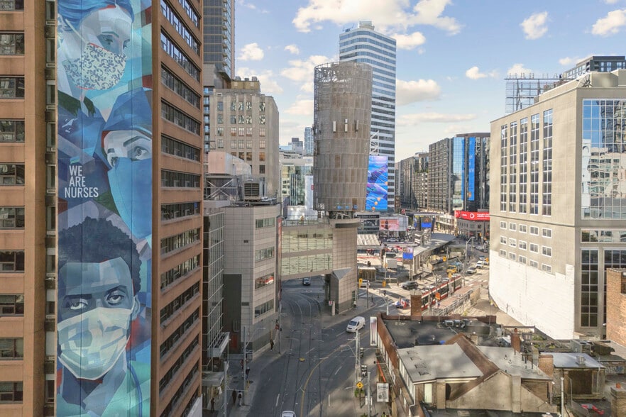 More Photos Of 33 Dundas St E, Toronto Office For Sale