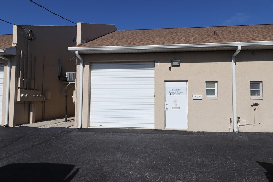More Photos Of 18350 Paulson Dr, Port Charlotte Warehouse For Sale