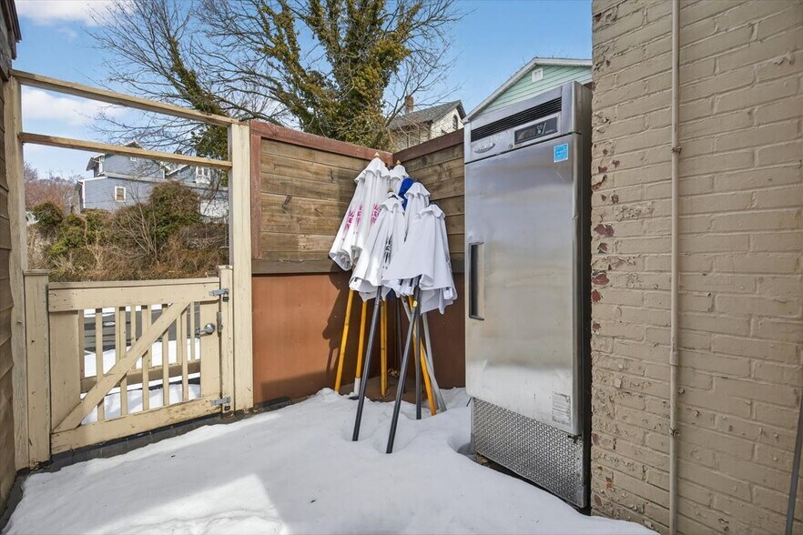 More Photos Of 5 Main St, Derby Restaurant For Sale