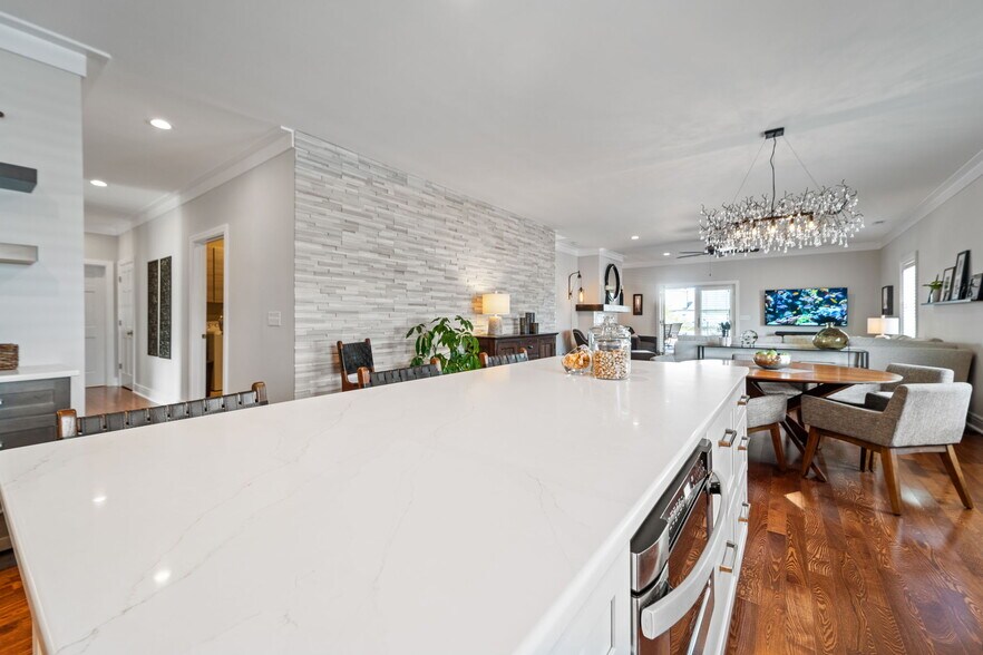 More Photos Of 214 Broadway St, Marine City Storefront For Sale